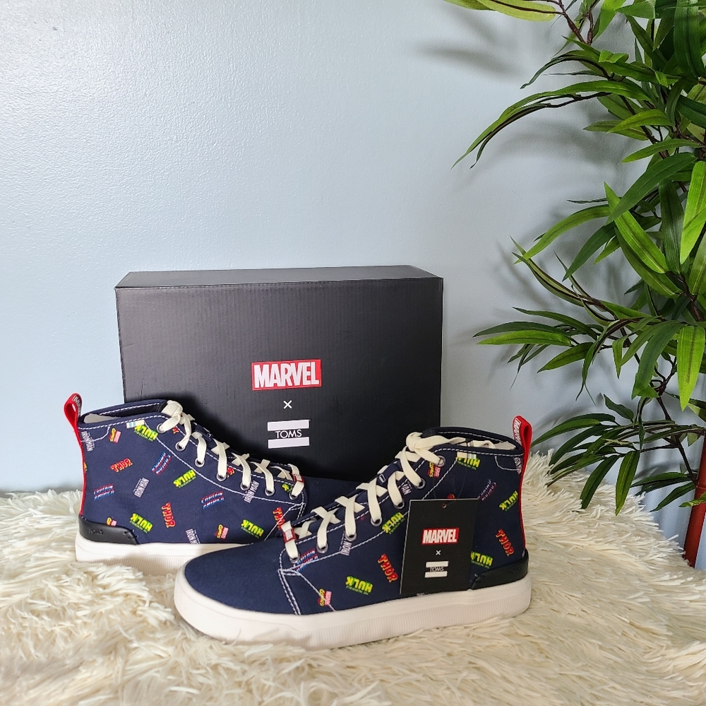 MARVEL X TOMS - LE TRVL LITE HIGH SNEAKERS